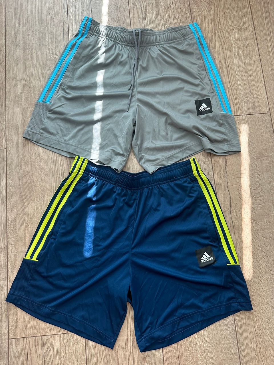 Adidas shortsit 2kpl