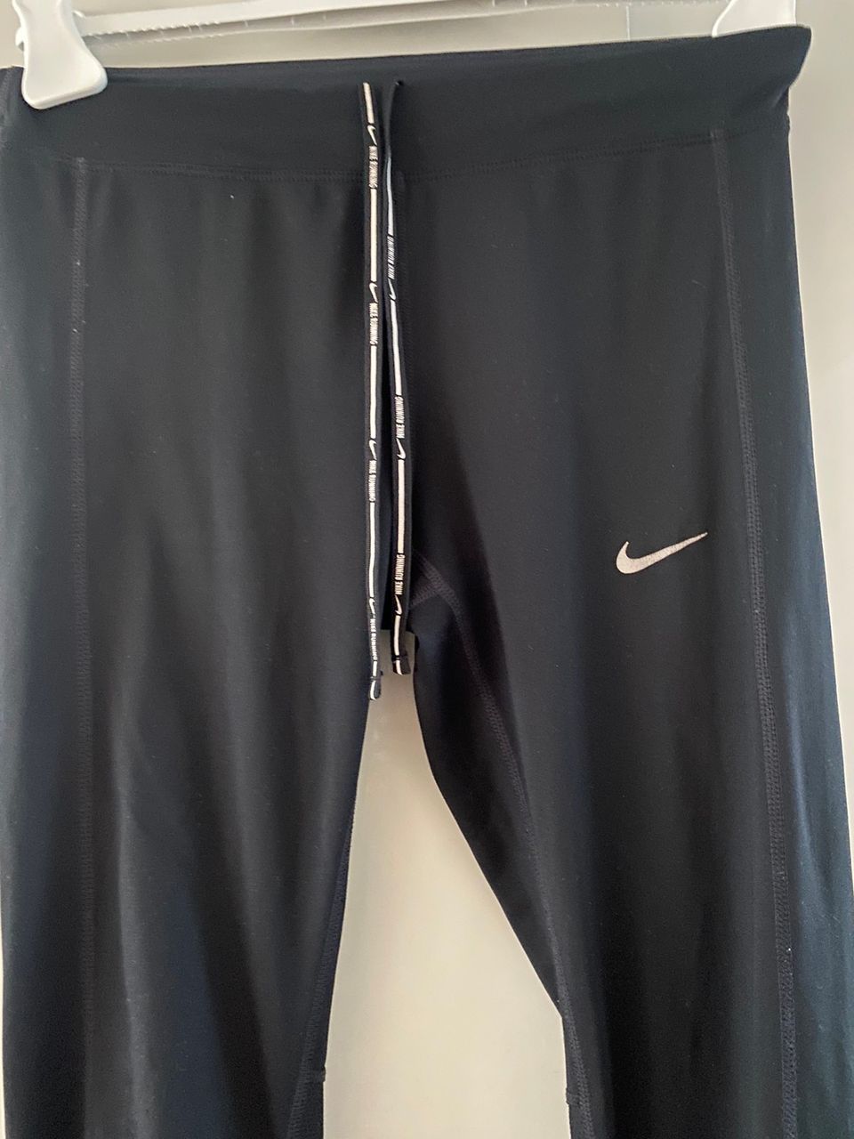 Nike DRI-FIT pyöräilyhousut