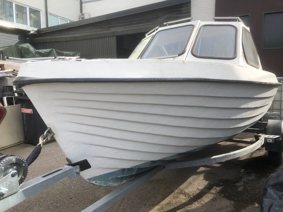 Finnmaster Fisherman Half-Cab 1980's, (Trailer, Boat Stand & Engine Optional)