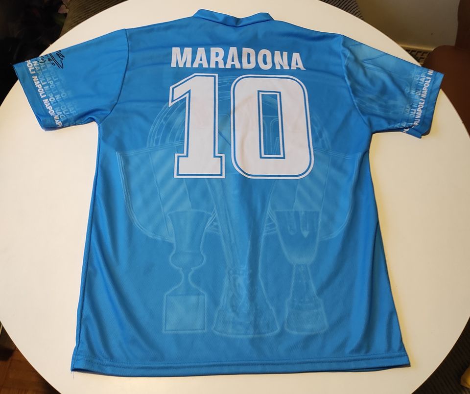 Maradona paita