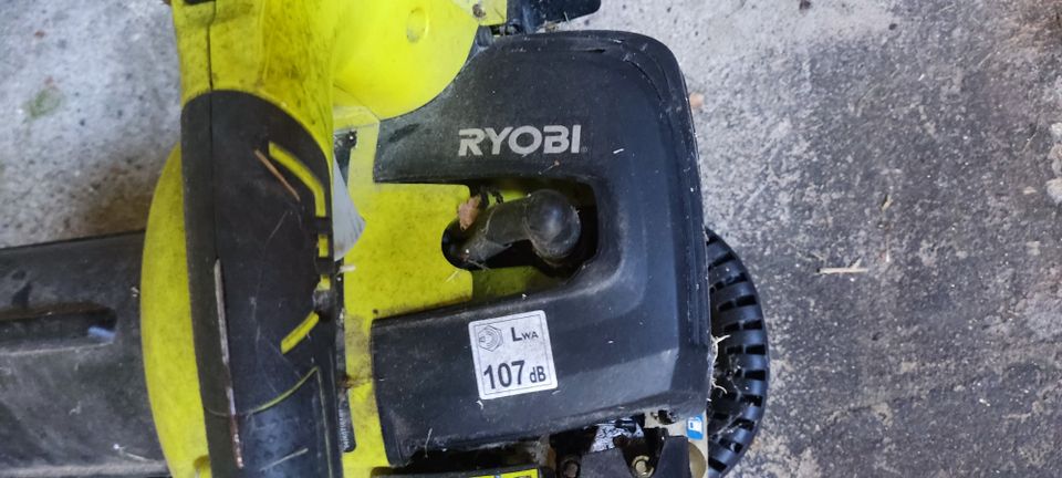 Ryobi lehti puhallin