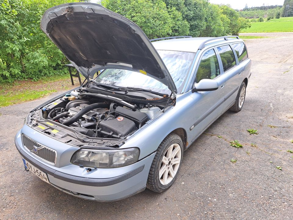 Volvo v70 mk2 turbo autom. 2.3 osina