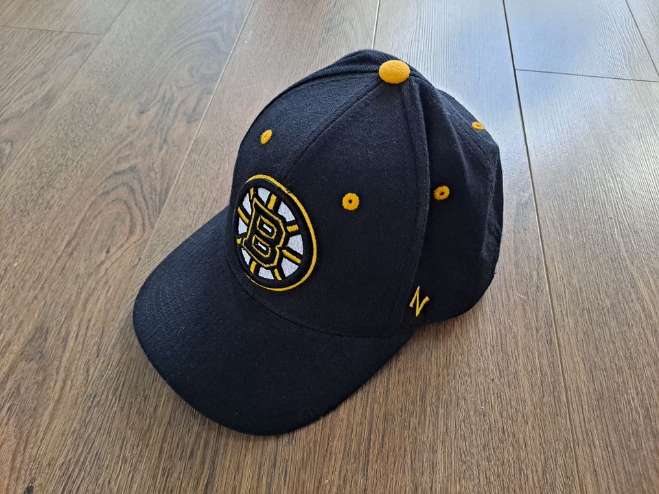 Aito Boston Bruins NHL lippis kokoa 7 1/8