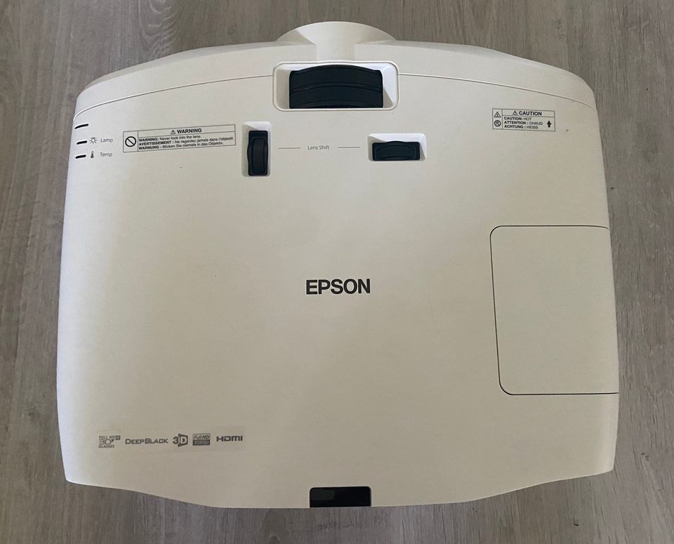 Epson EH-TW8100