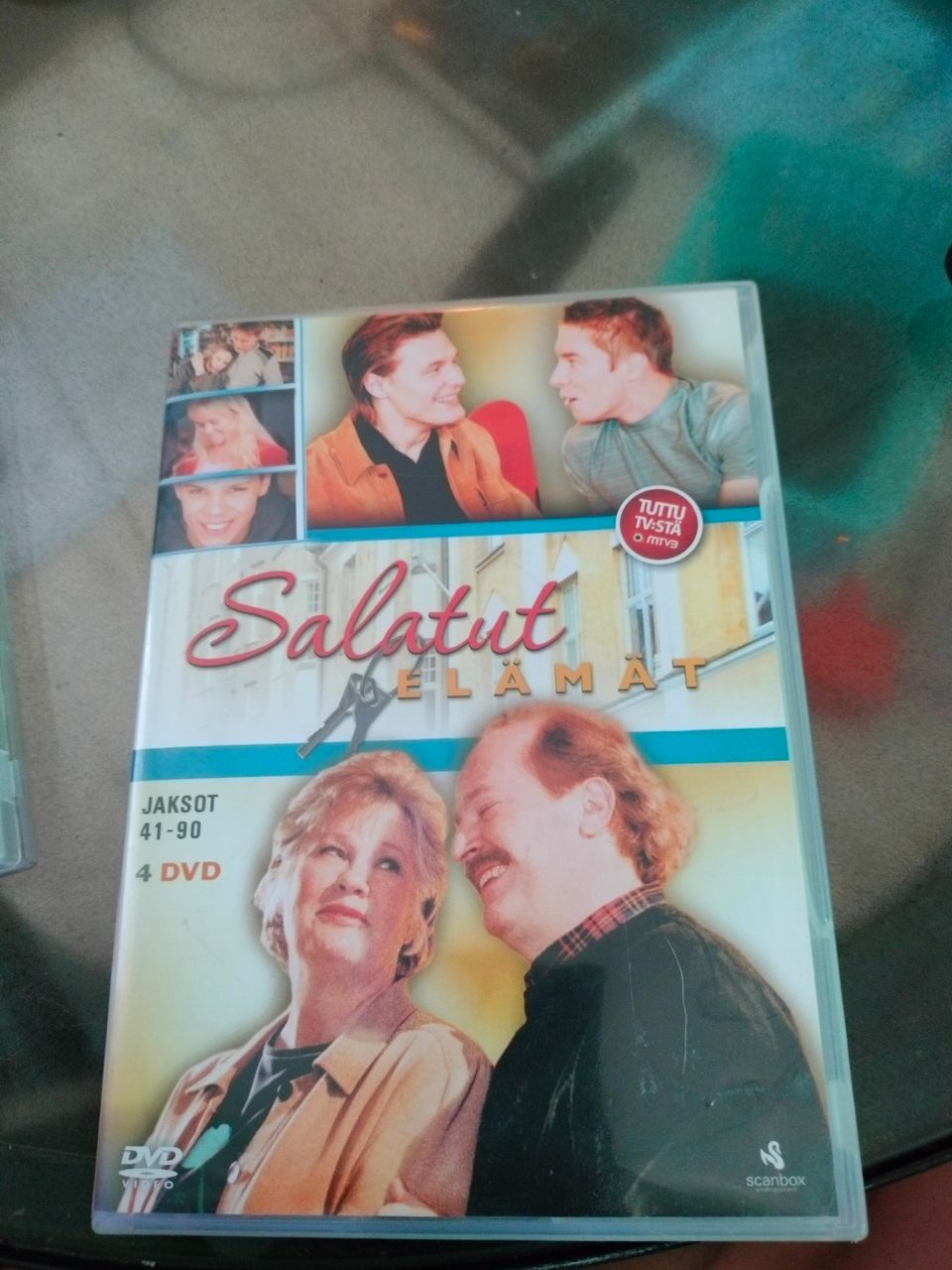 Salatut elämät dvd