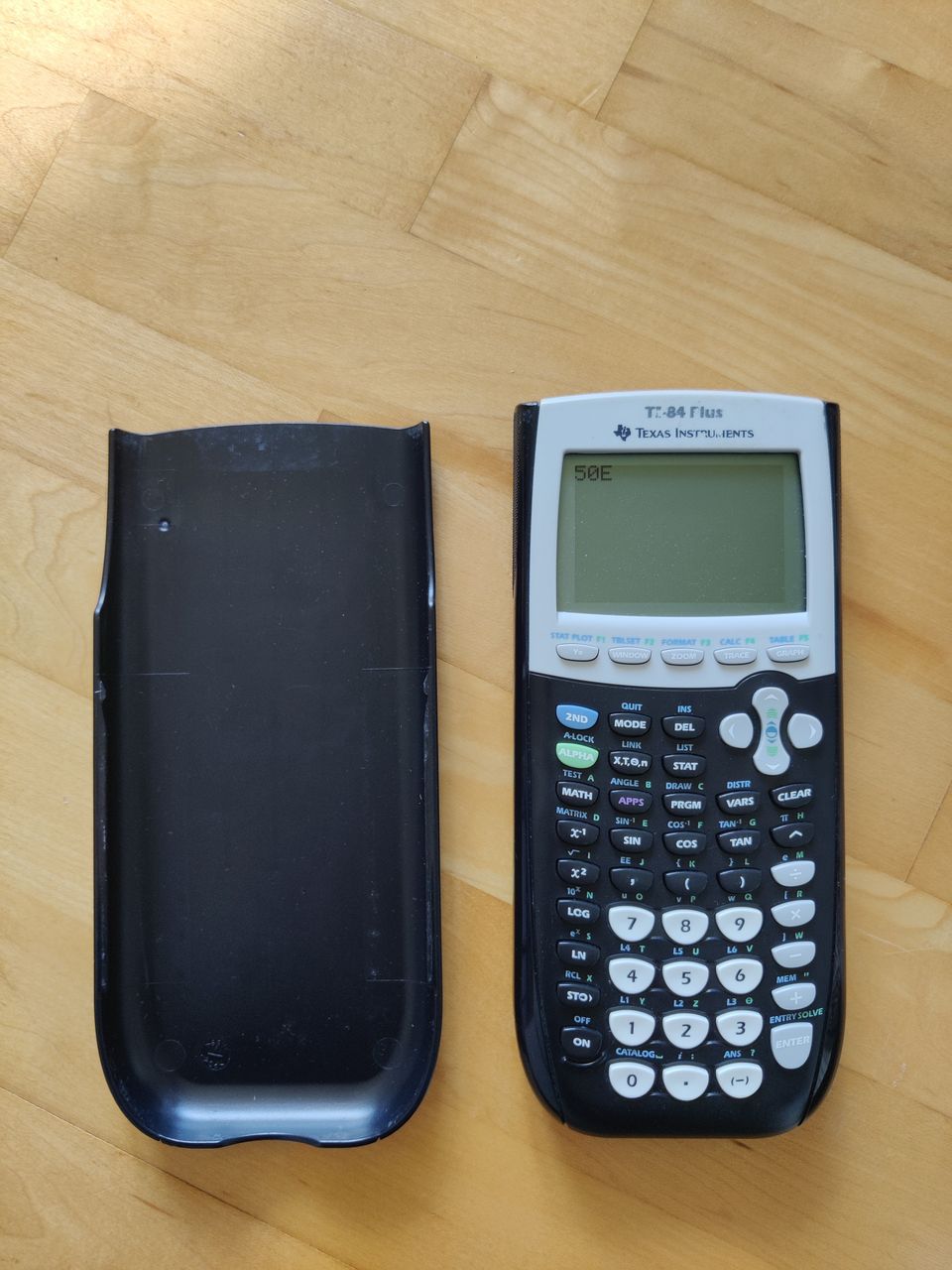 TI-84 PLUS Laskin