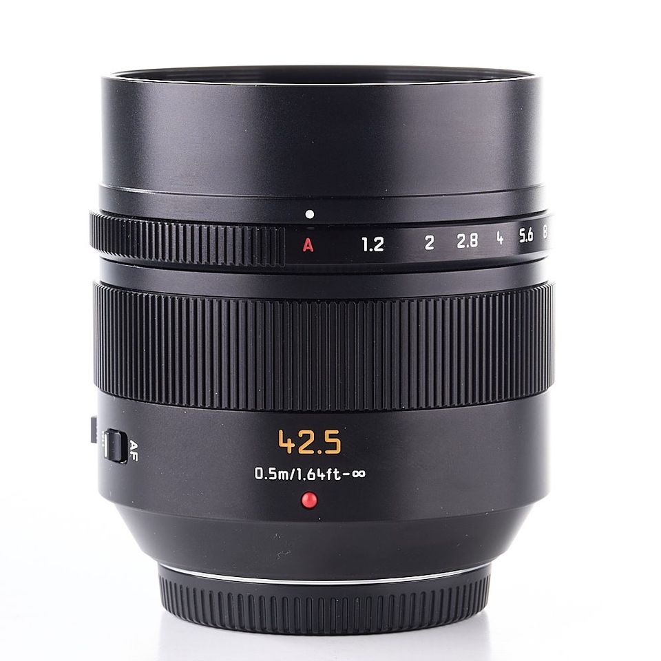 Panasonic Leica DG Nocticron 42.5mm f/1.2 ASPH