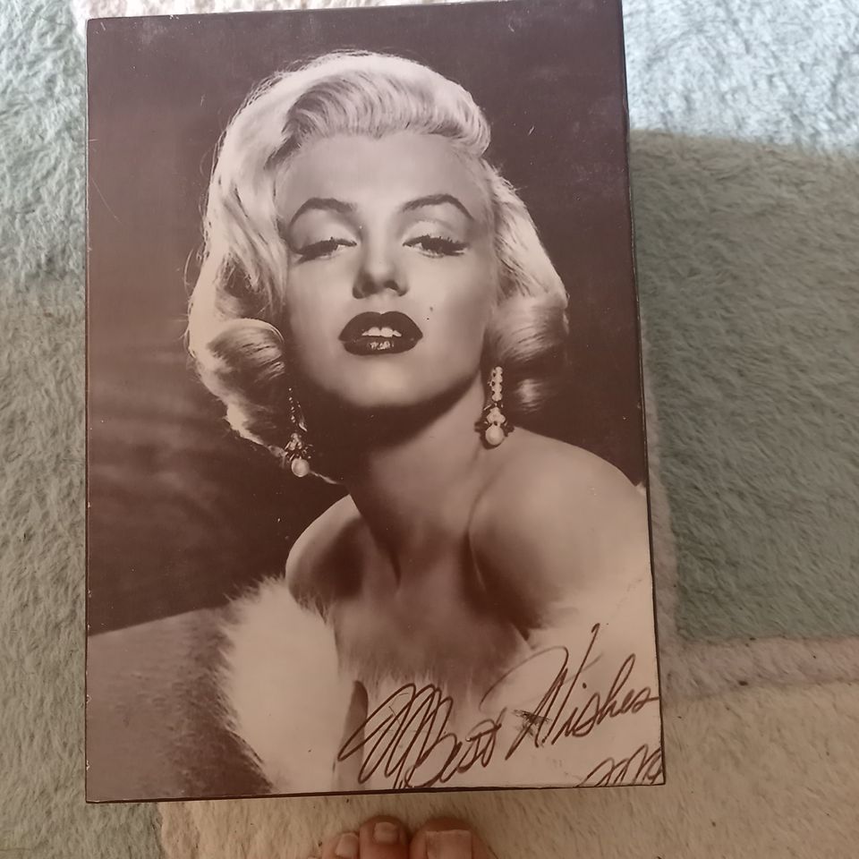 Säilytysrasia Marilyn