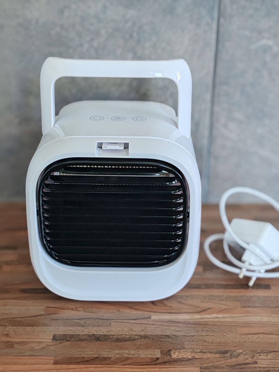 Ilmanviilennin mini air cooler