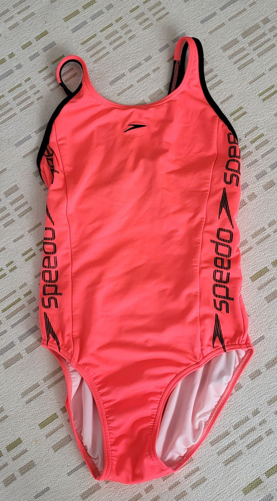 Speedo uimapuku 36  15 eur