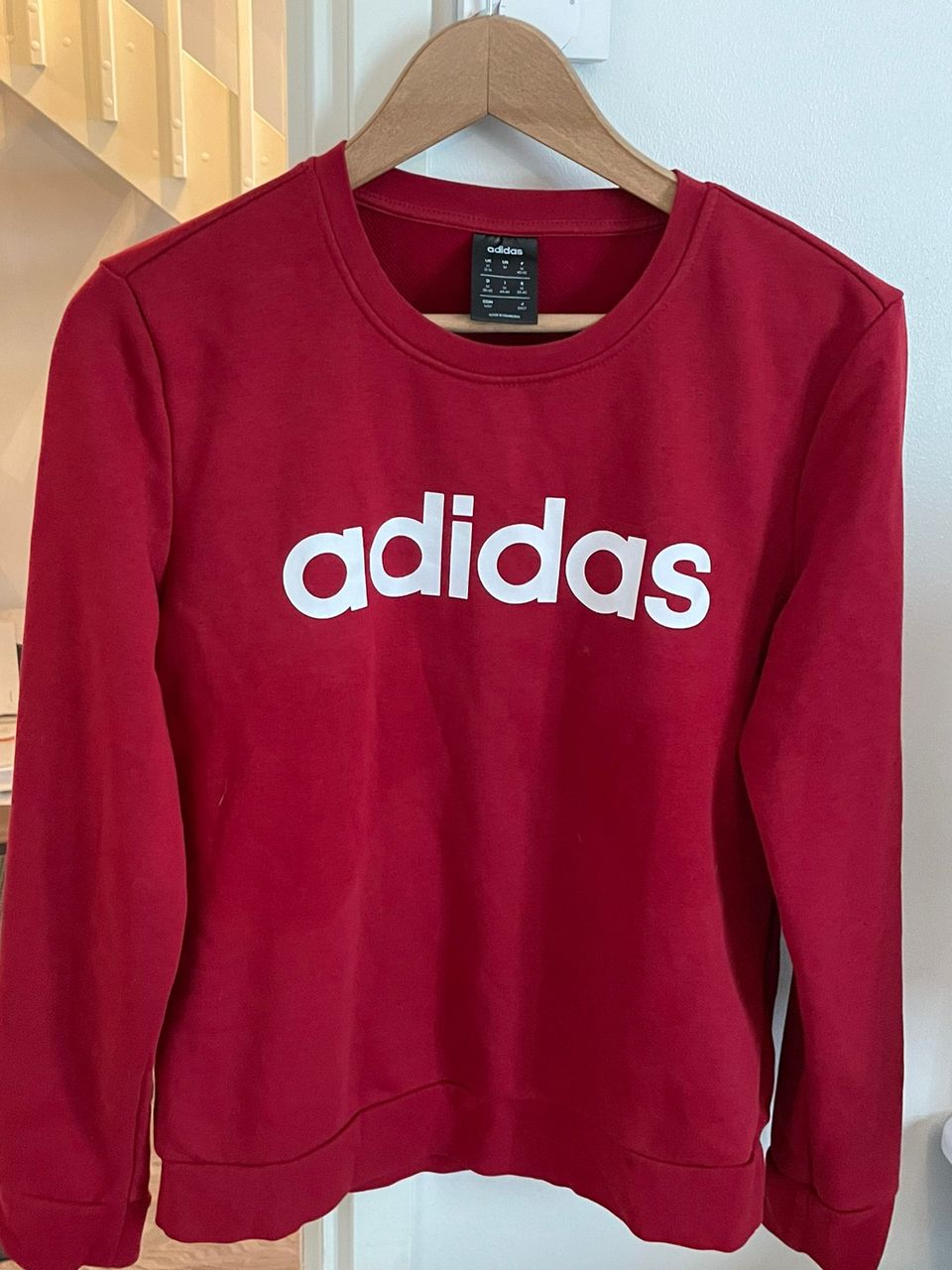 Uusi adidas collegepaita M