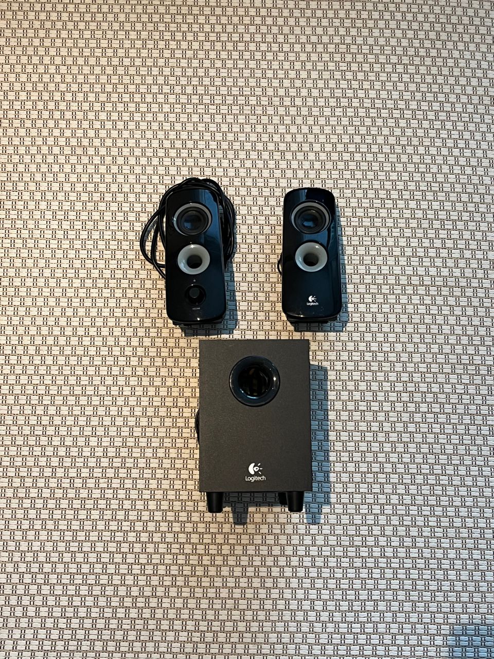 Logitech Z323 kaiuttimet