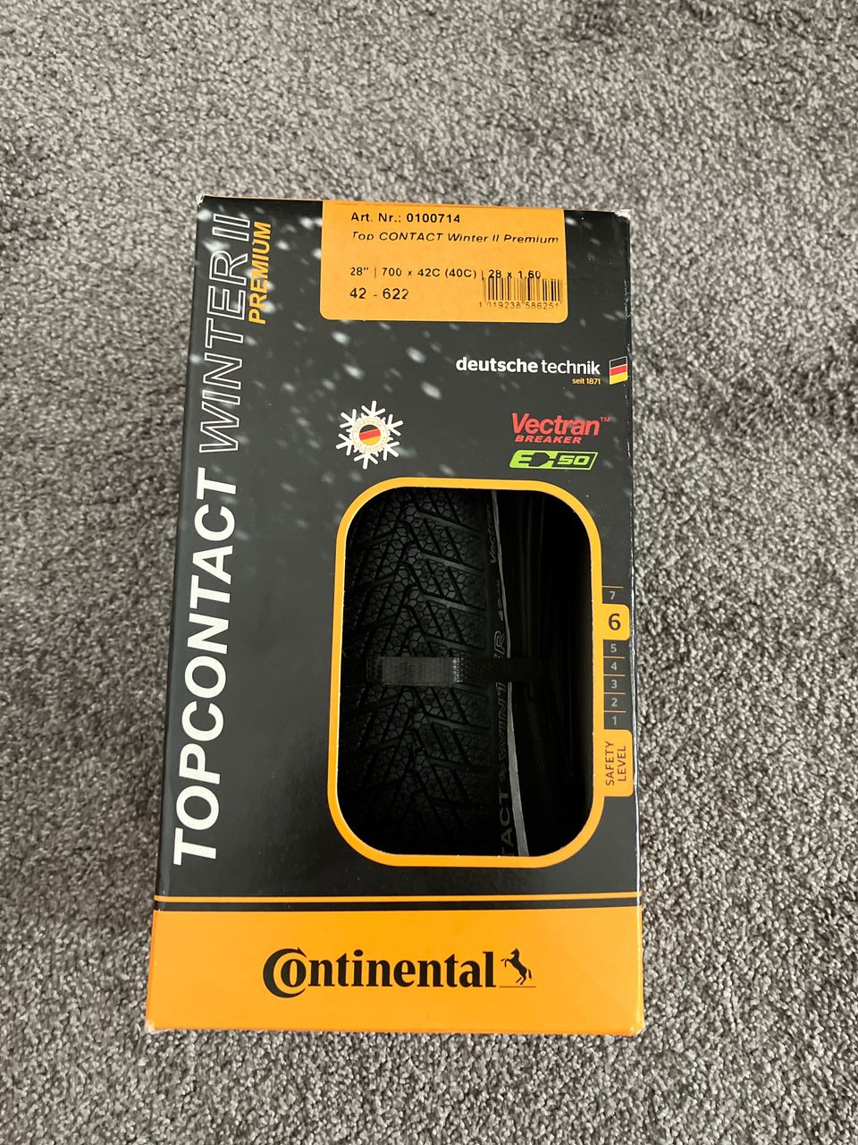 2x Continental top contact winter tire talvirengas / kitkarengas