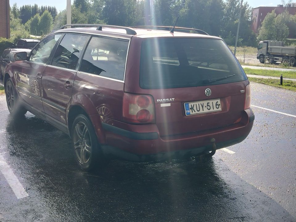 Myydään VW Passat 1.9 TDI VM 03