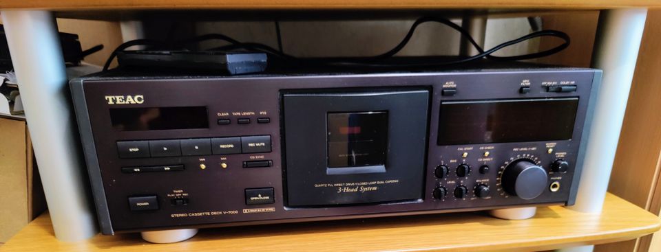 Teac v-7000 kasettidekki