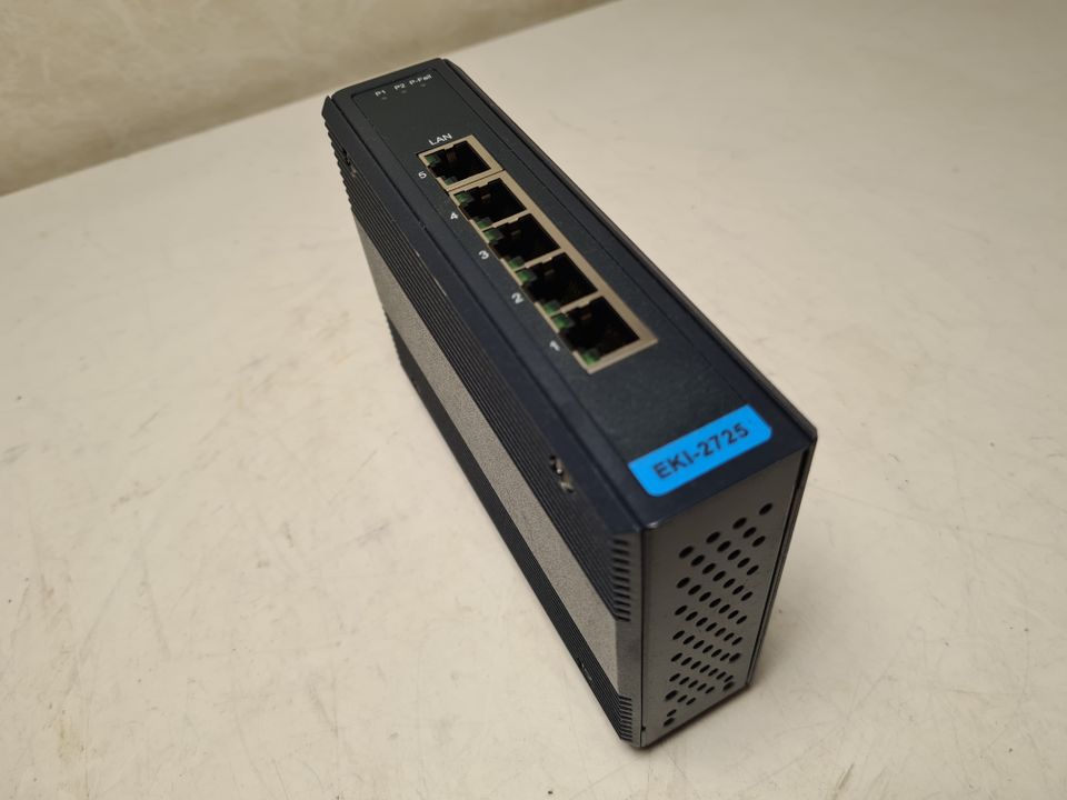 Advantech EKI-2725 Industrial Unmanaged Gigabit Ethernet Switch