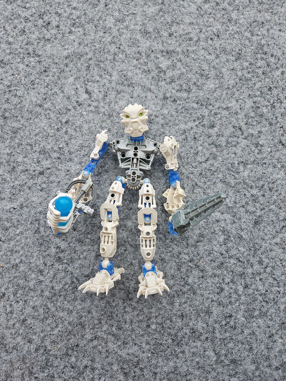 Lego Bionicle 8732: Toa Inika Matoro