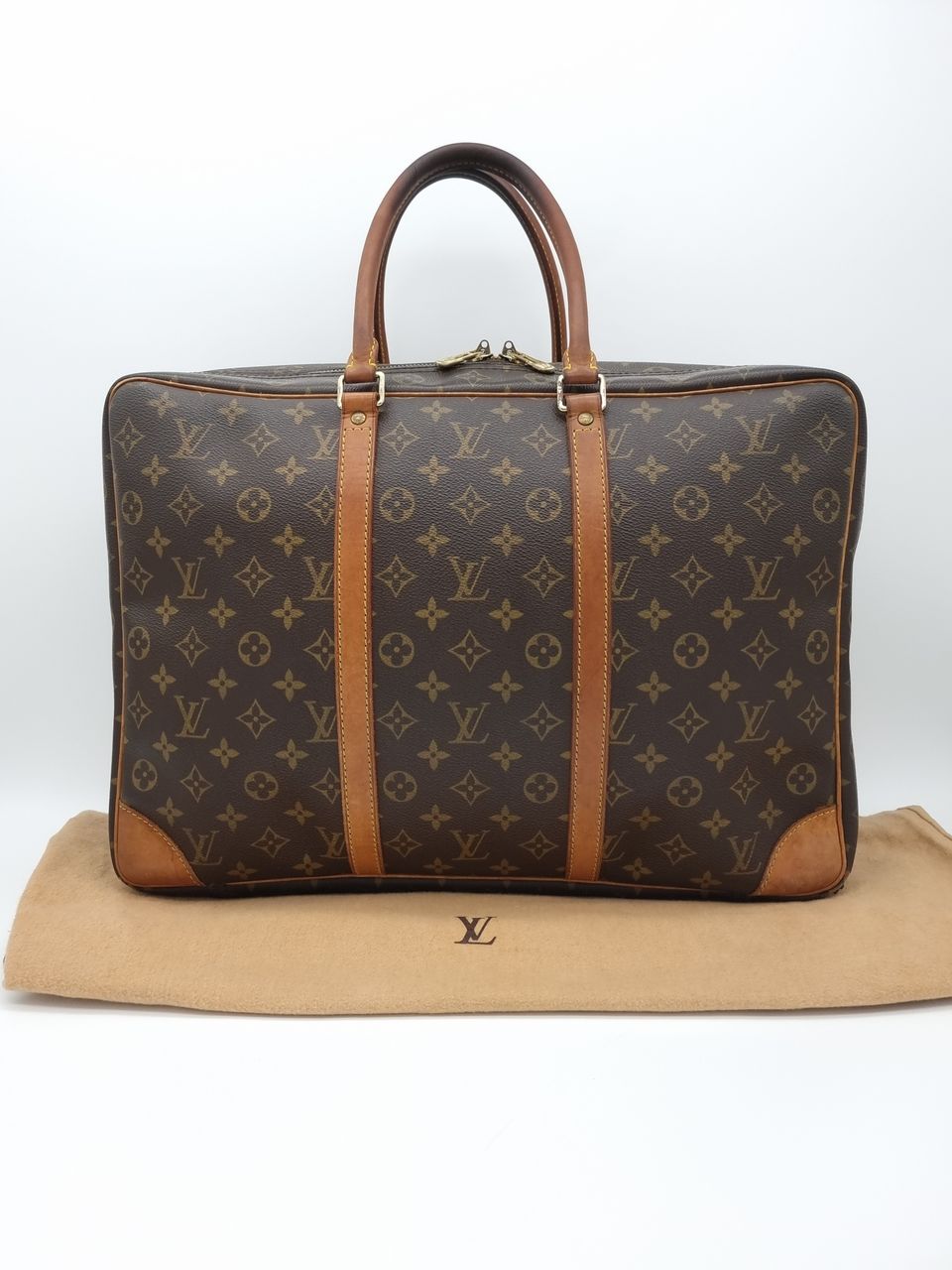 Louis Vuitton Sirius 45