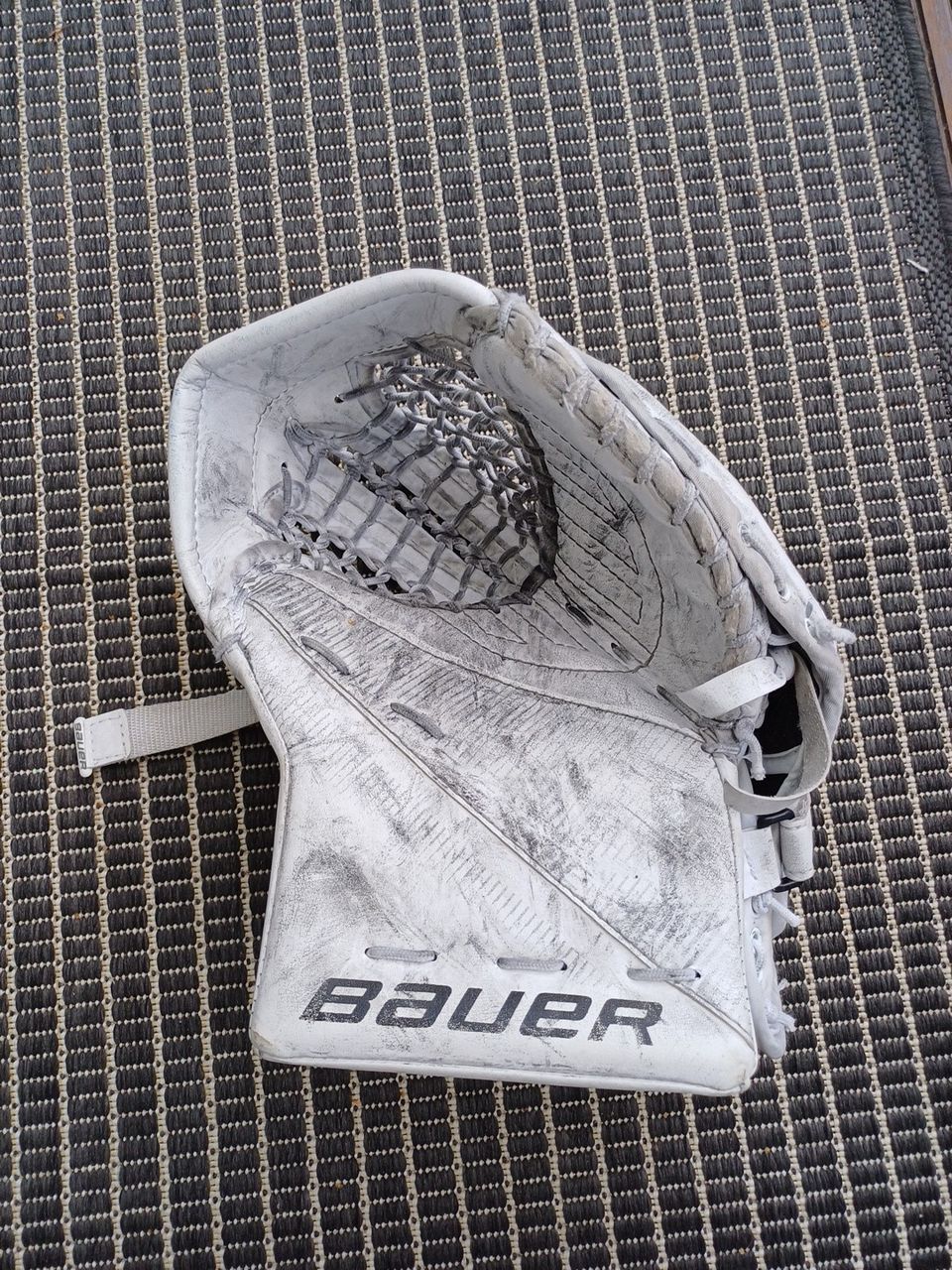 Bauer supreme s27 räpylä