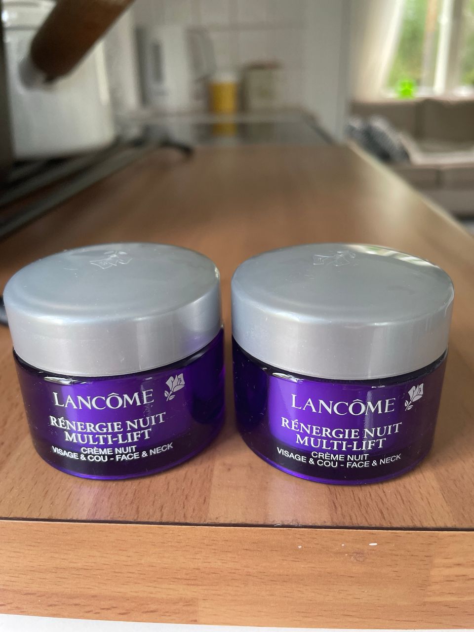 Lancome Anti-Aging sarjan Renergie yövoide