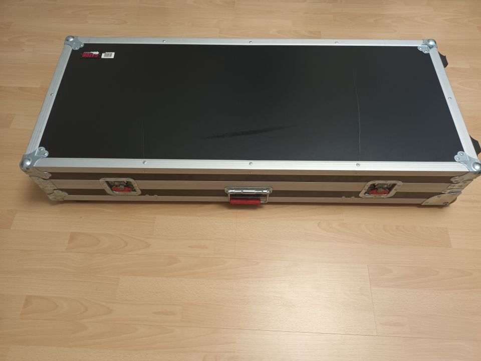 Gator G-tour 61 keyboard case