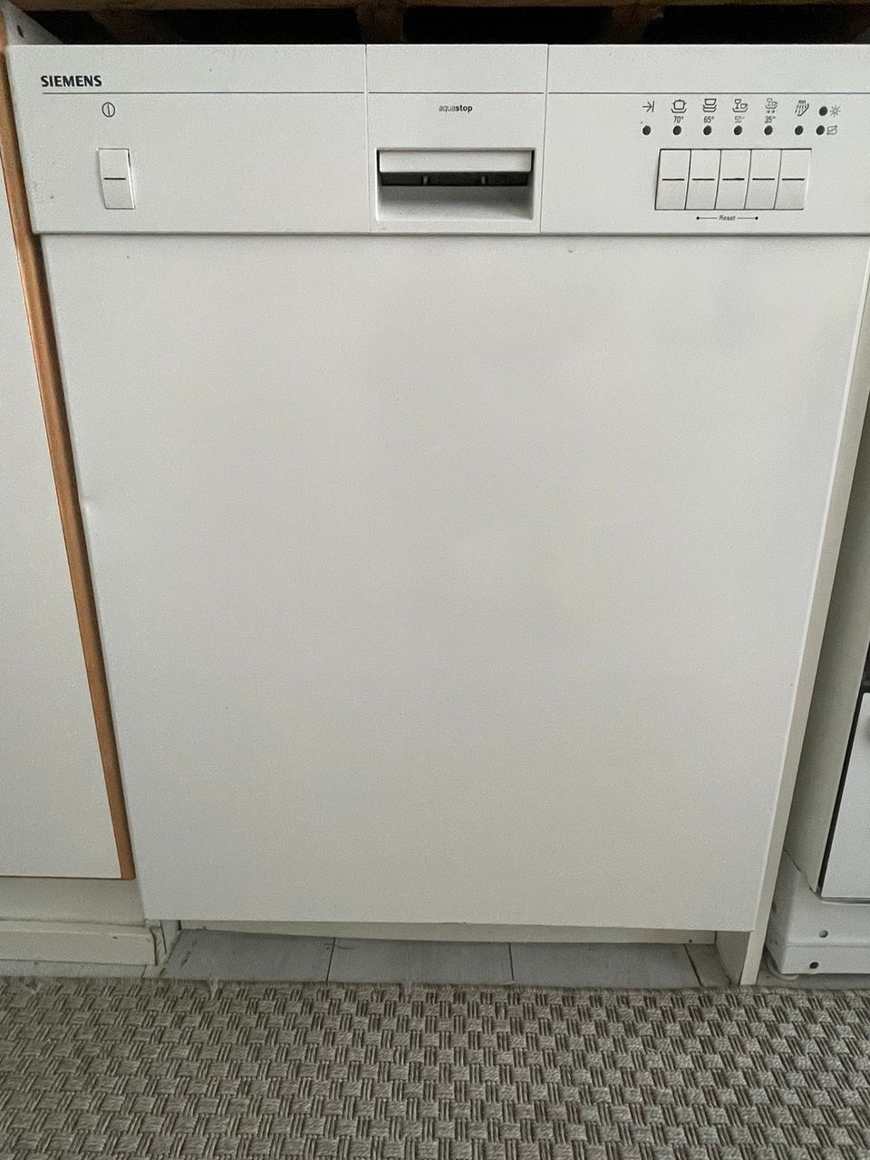 Siemens Aquastop 60 cm astianpesukone