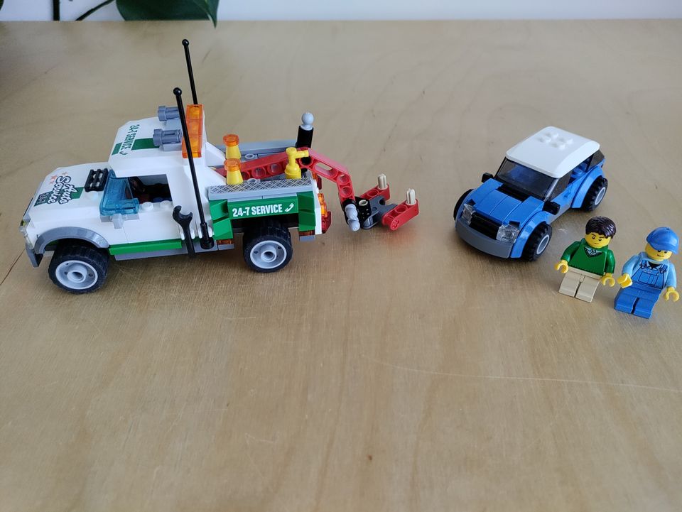 Hinausauto Lego 60081