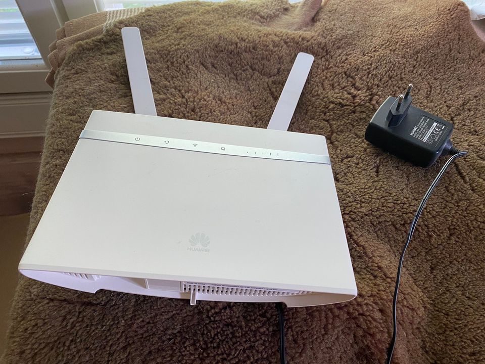 WLAN tukiasema / reititin Huawei