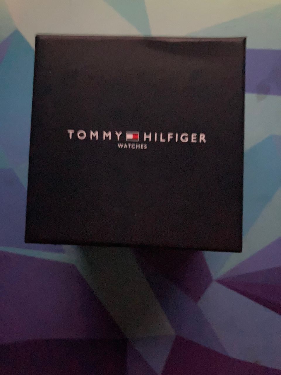 Tommy Hilfiger kello