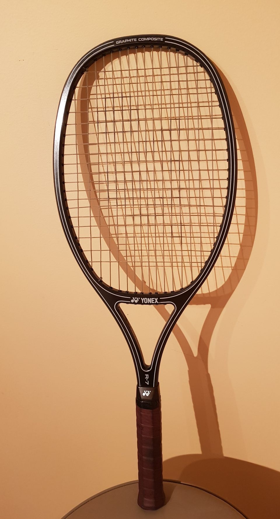 Yonex R-7 Tennismaila