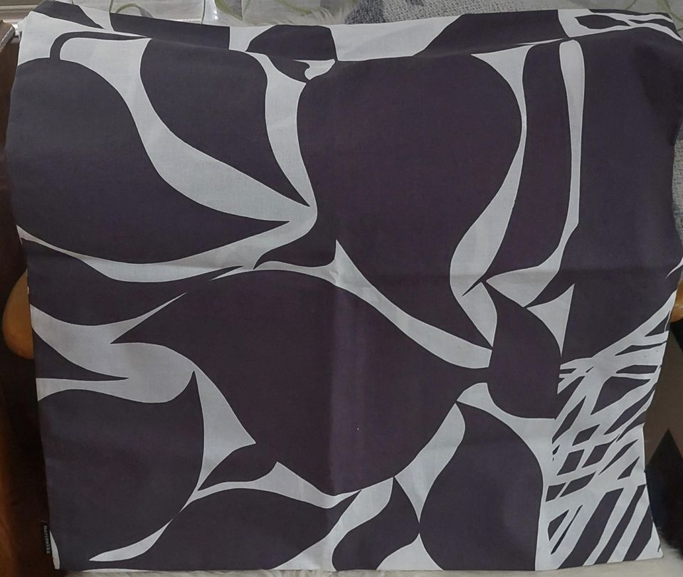 Marimekko Ruudut tyynynpäällinen 50x50 ylijäämäväri-valkoinen