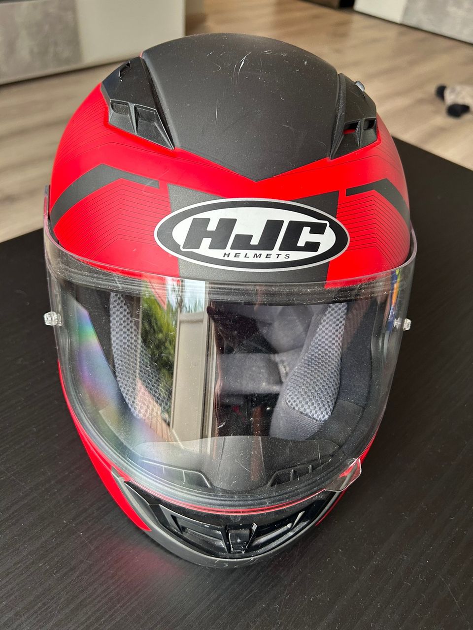 HJC Helmets umpikypärä