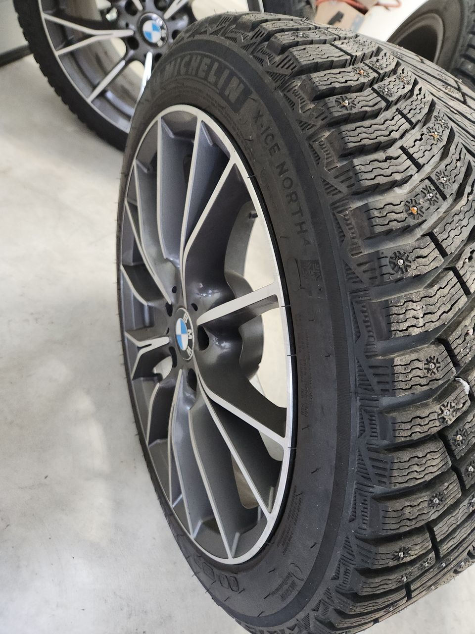 5x120 r19 michelin nastoilla. Mak.