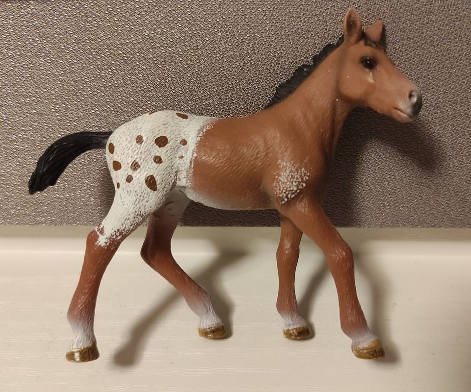 Schleich 13733 Appaloosa - hevosen varsa