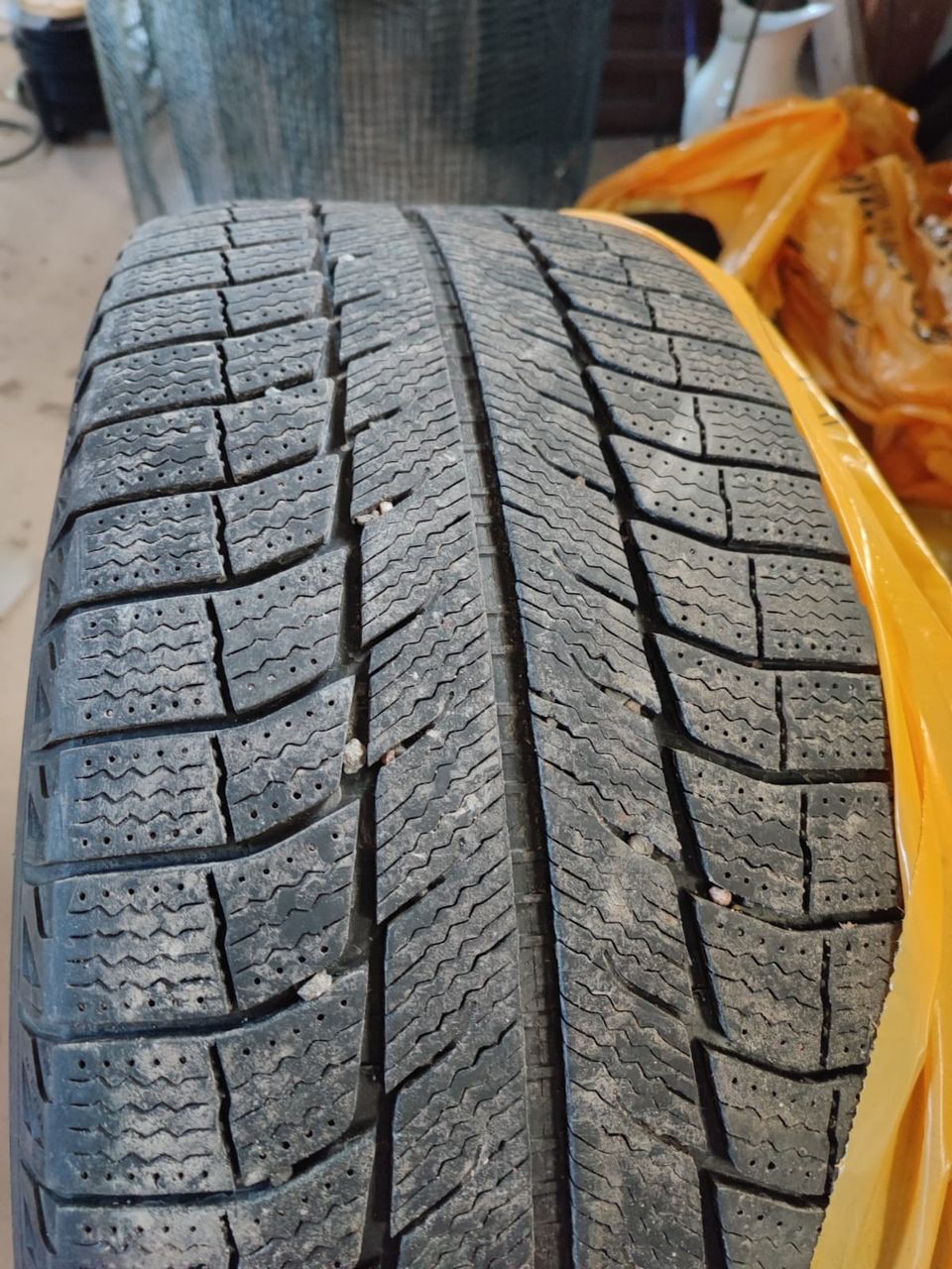 Michelin XGreen 255/55R18