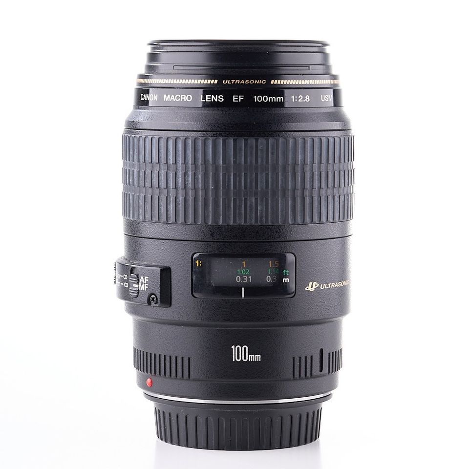 Canon EF 100mm f/2.8 Macro USM