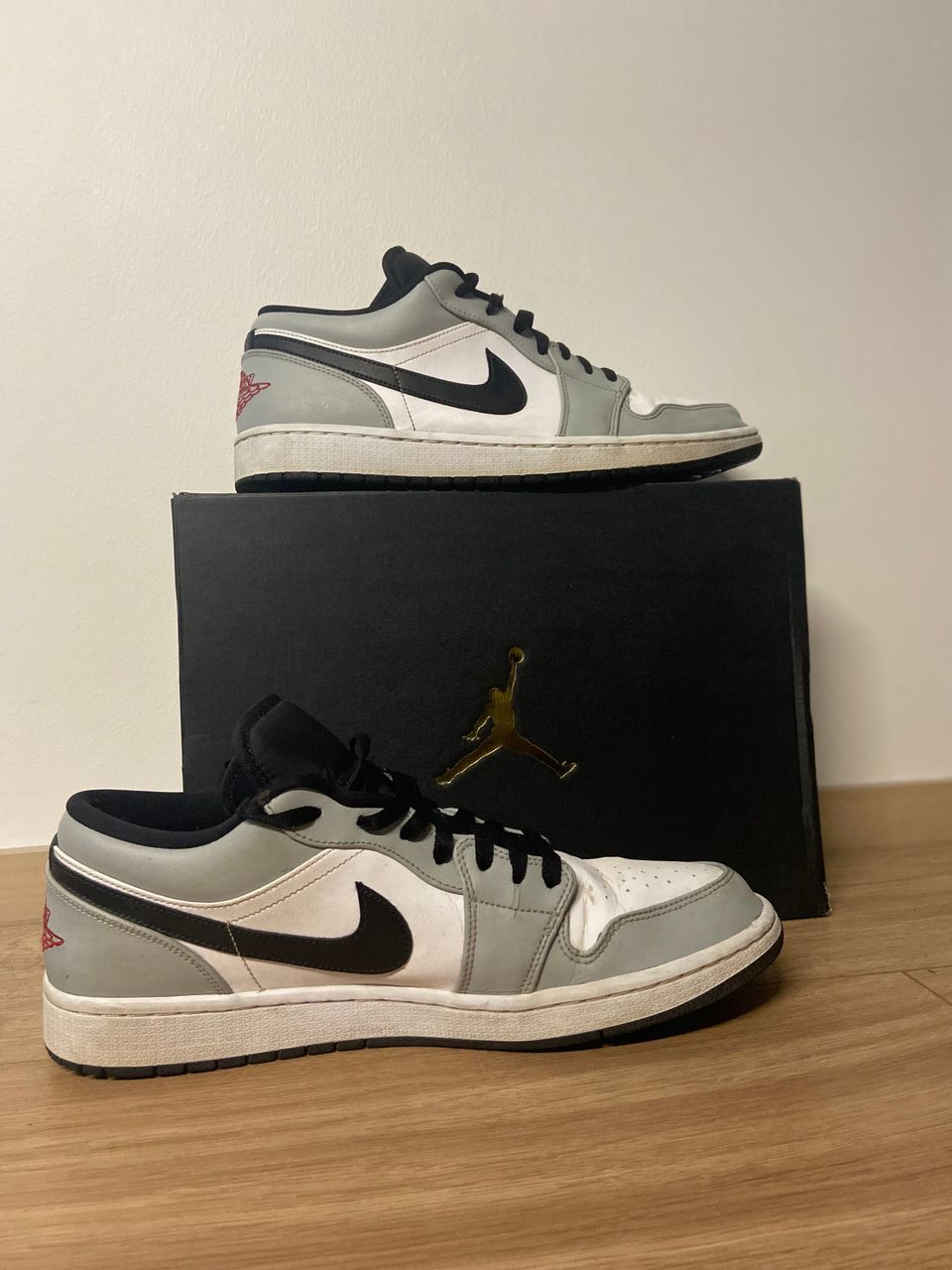 Nike Jordan 1 low light smoke grey