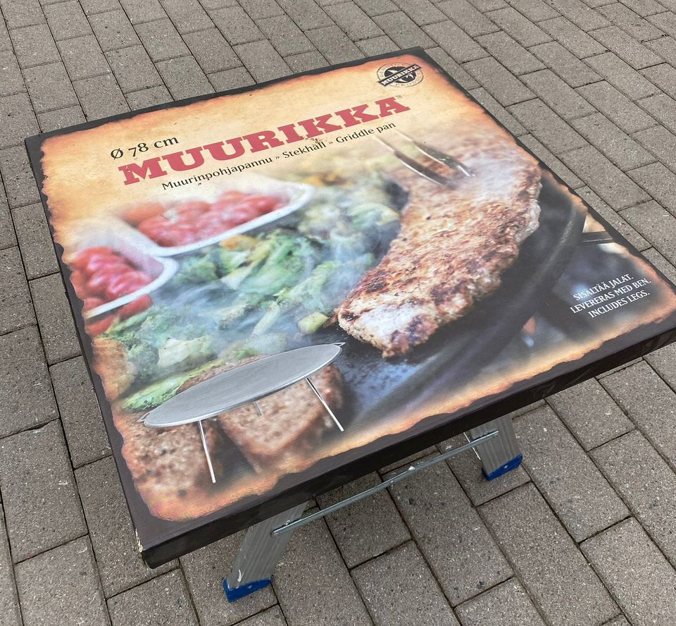 Käyttämätön Muurikan 78 cm Muurinpohjapannu ja poltin