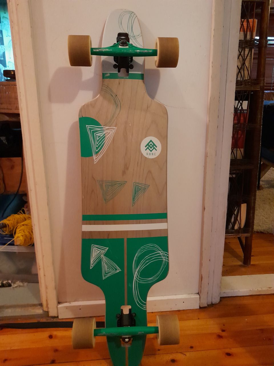 Rune longboard