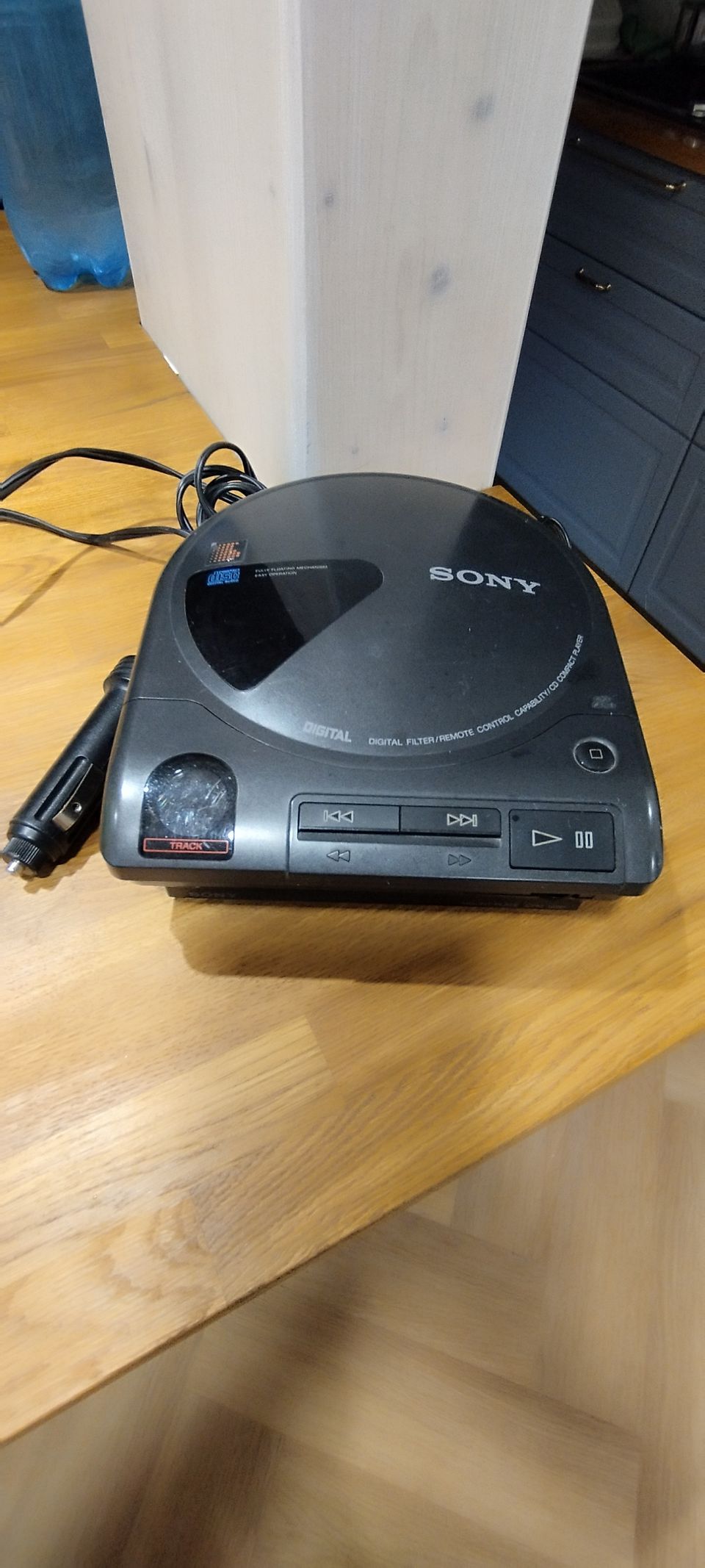 Sony d-600 cd soitin