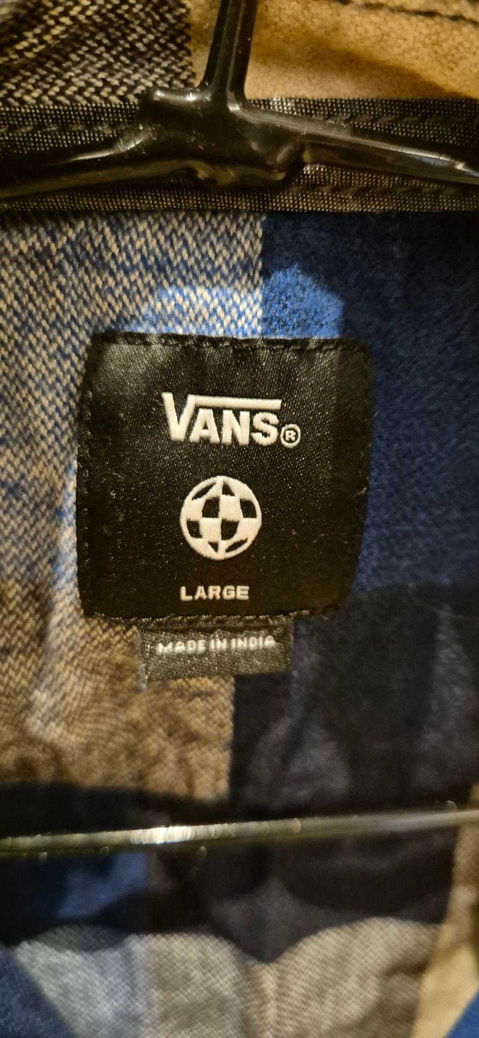 Vans flanellipaita koko large (n. 140-150 cm)