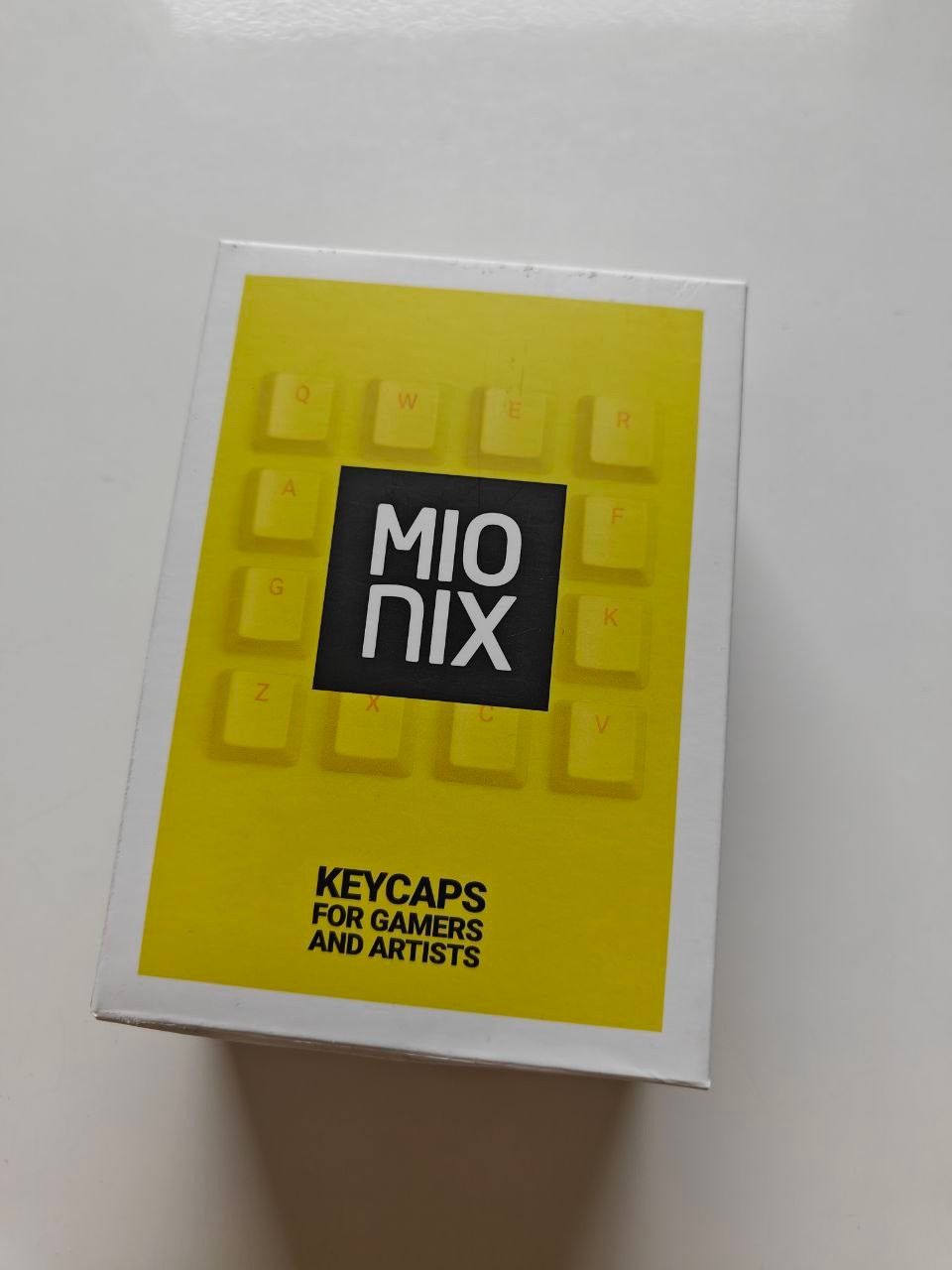 Mionix-näppäinhatut, keltainen (uusi)