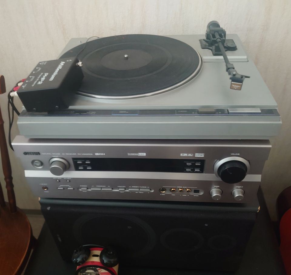 Kenwood kd-12r levari ja yamaha vahvari