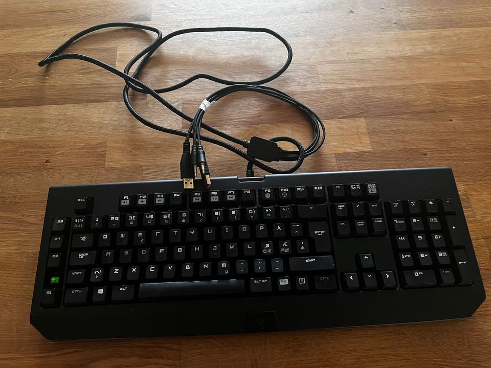 Razer pelinäppäimistö