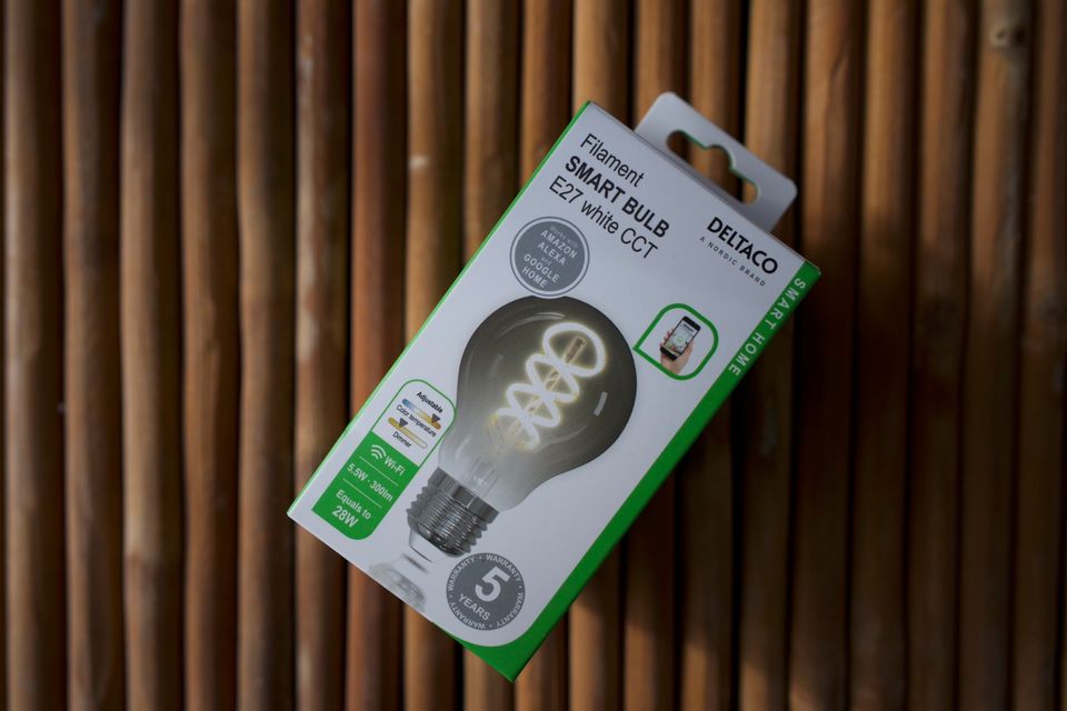 E27 smart bulb