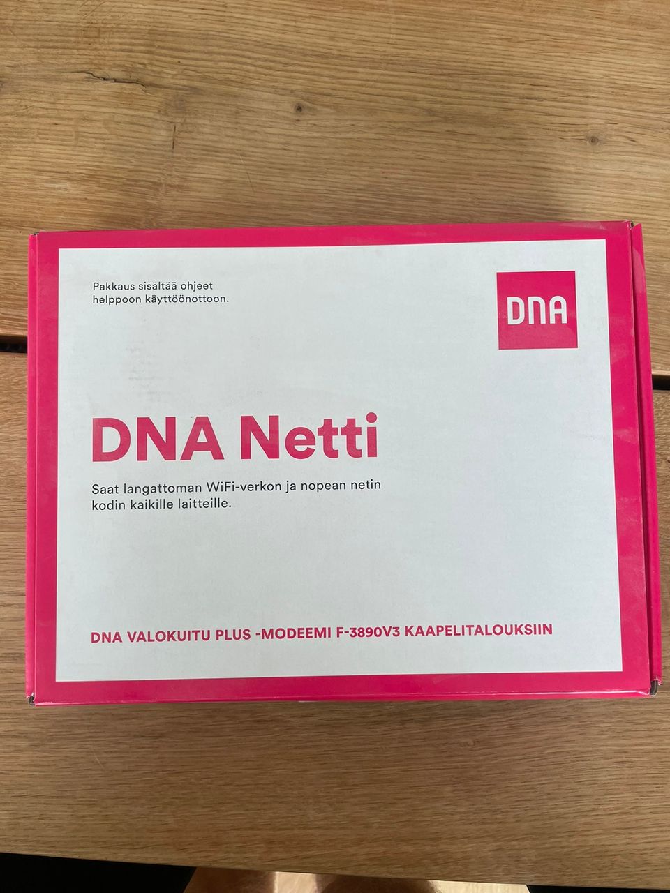 DNA Valokuitu Plus -Modeemi F-3890V3 Kaapelitalouksiin