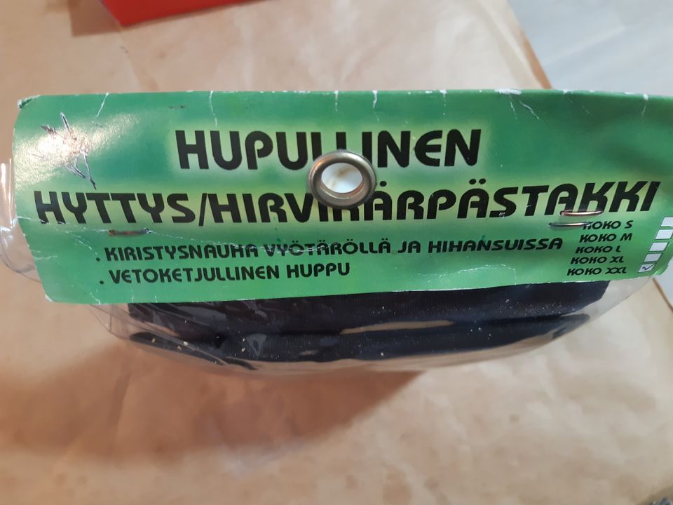 Hupullinen hyttys/hirvikärpästakki XXL