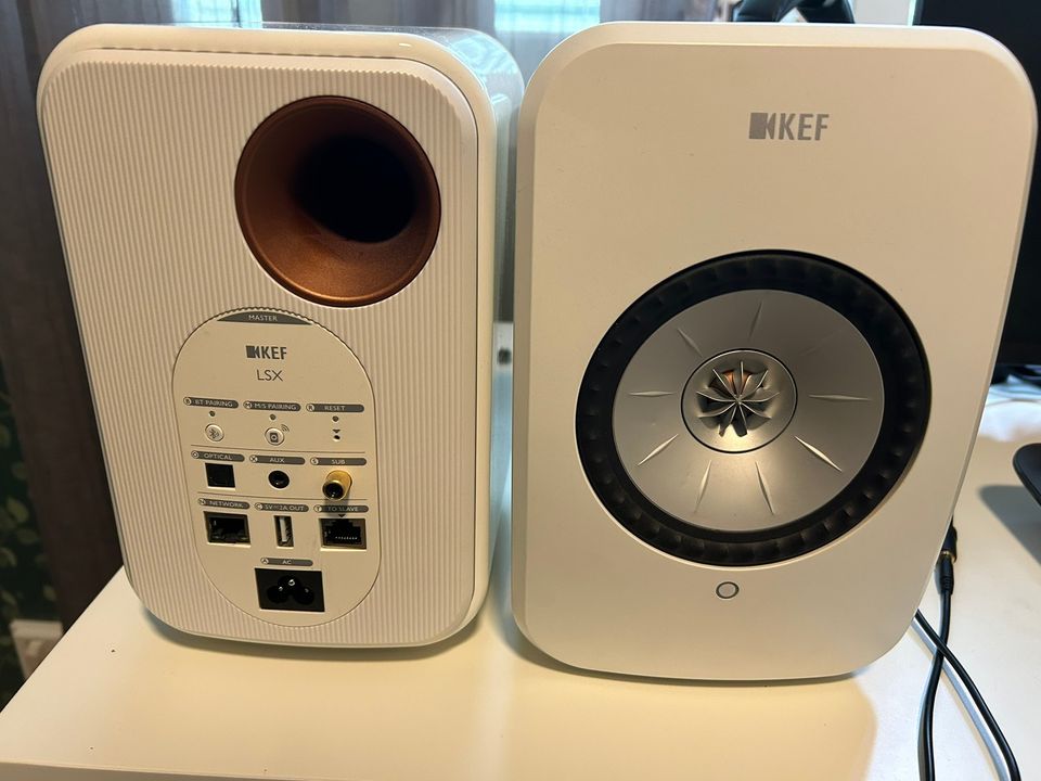 KEF LSX aktiivikaiuttimet