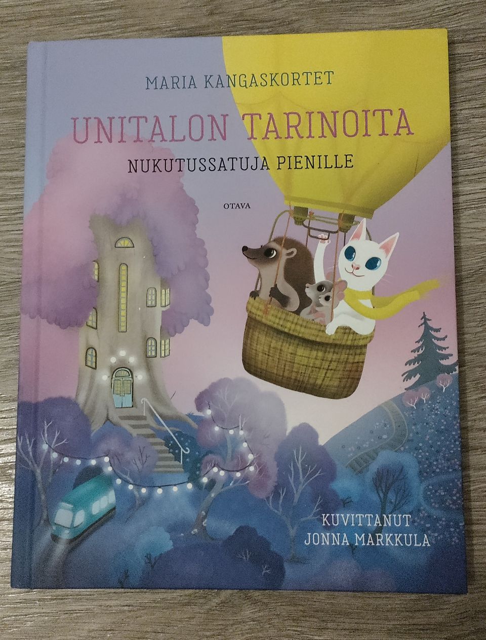 Unitalon tarinoita-kirja