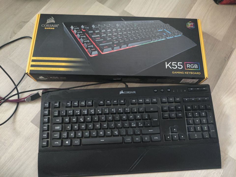 Corsair näppäimistö